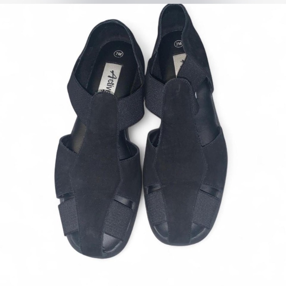 Active air Black womens fisherman strap Sandals leather suede size 7 like new